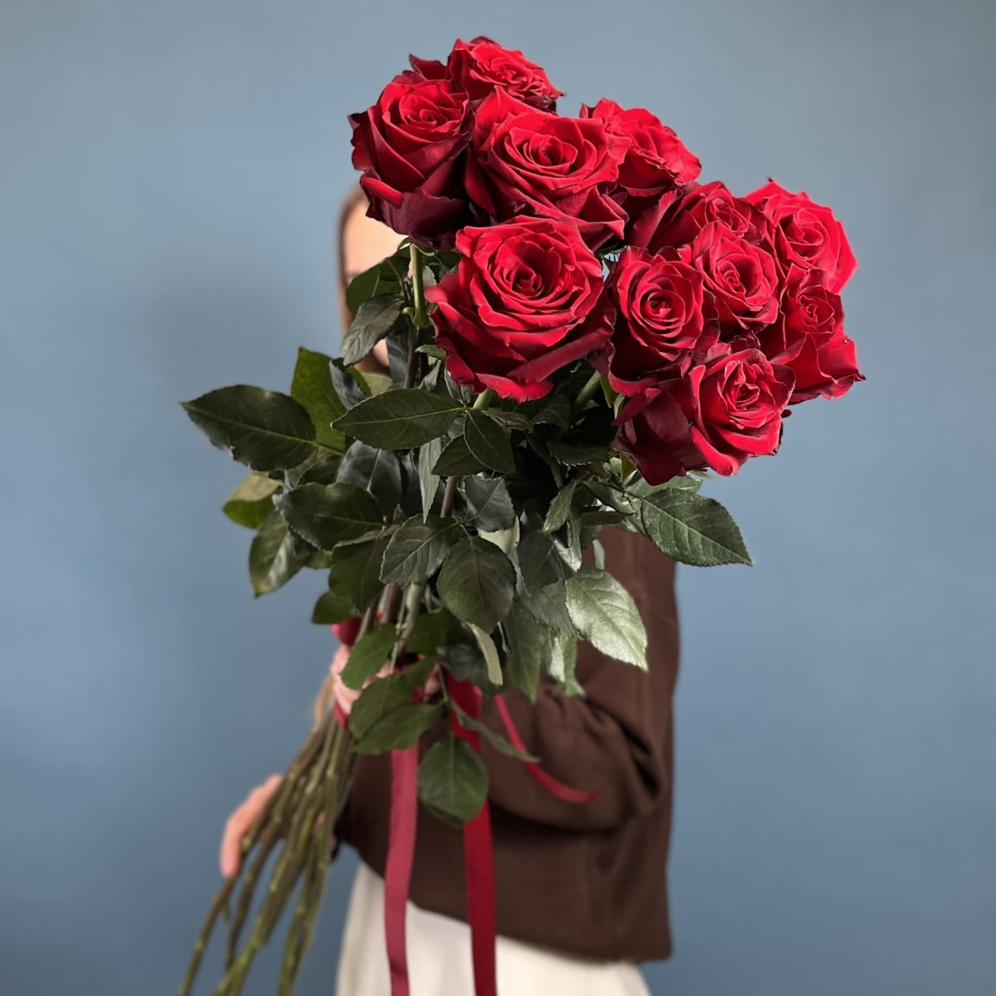 11 эквадорских роз 80 см (цвет на выбор) — фото 3 — купить в Тбилиси — фото 3