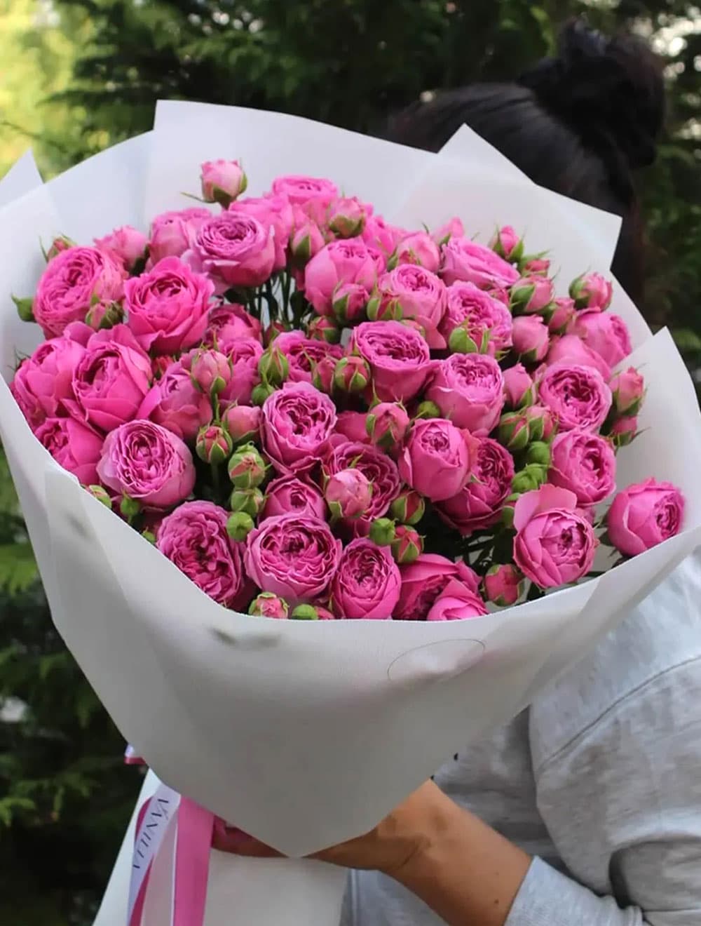 15 пионовидных роз Misty Bubbles