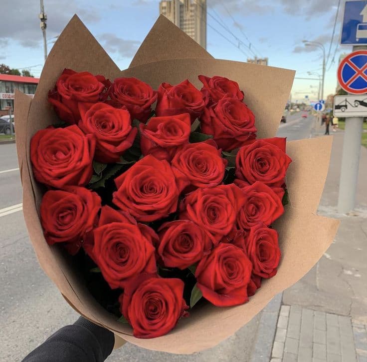 21 роза (цвет на выбор) — фото 3 — купить в Тбилиси — фото 3