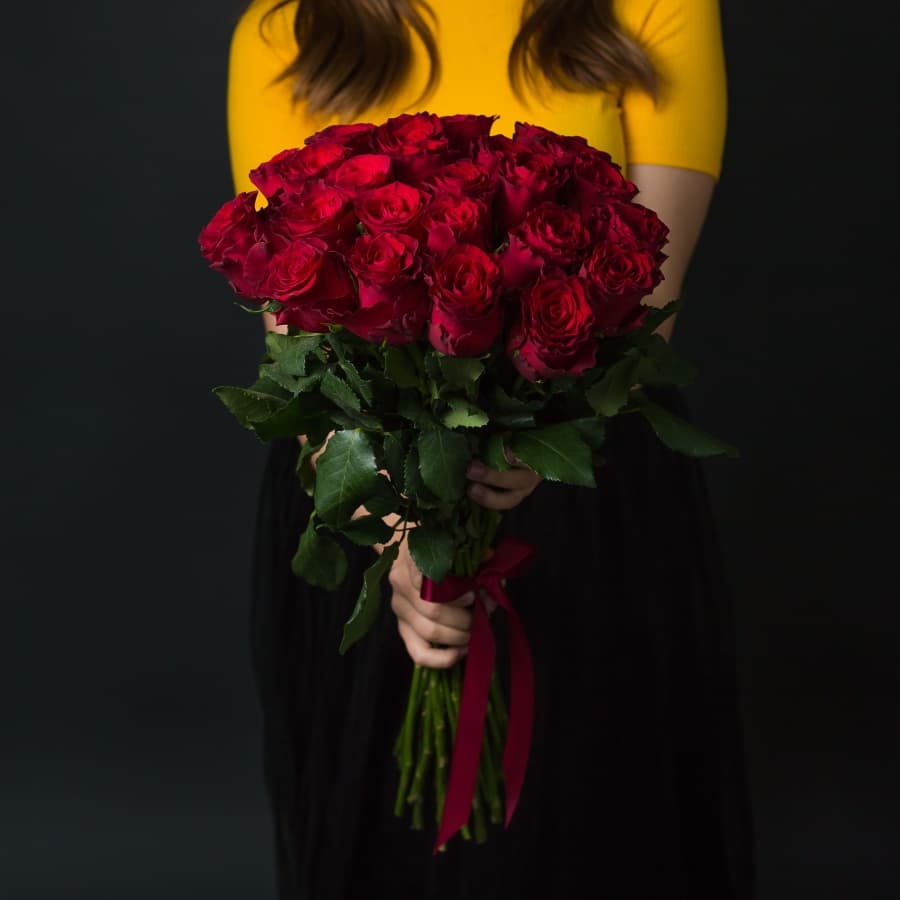 25 роз Ред Наоми 50см — фото 3 — купить в Тбилиси — фото 3