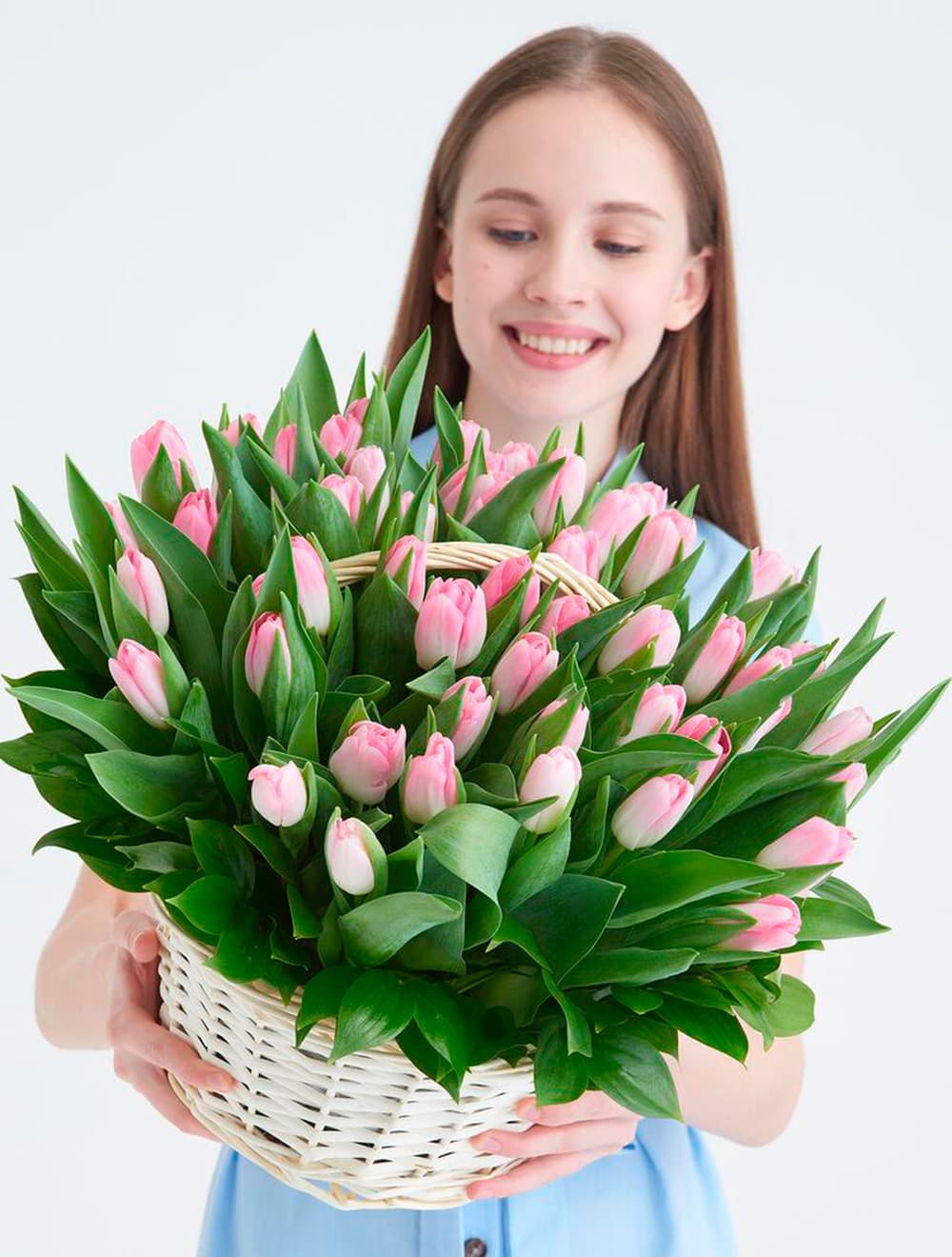 51 розовый тюльпан в корзине