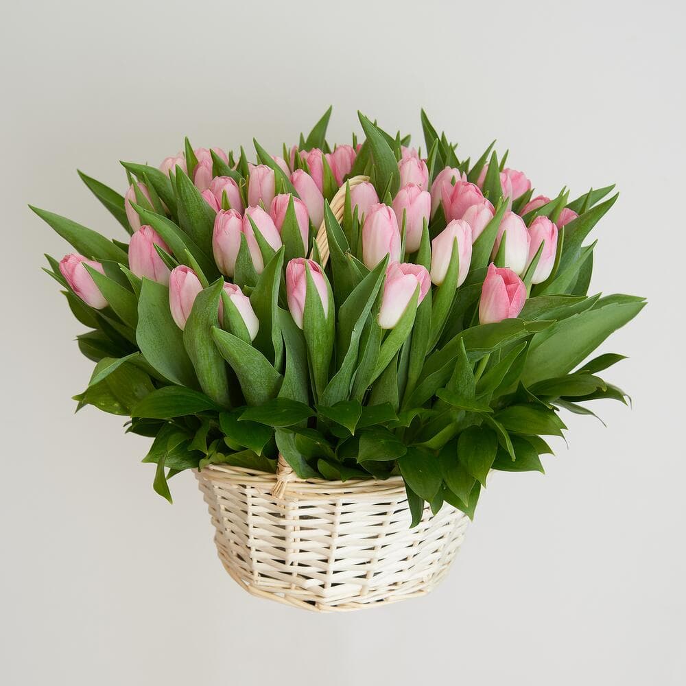 51 розовый тюльпан в корзине — фото 3 — купить в Тбилиси — фото 3