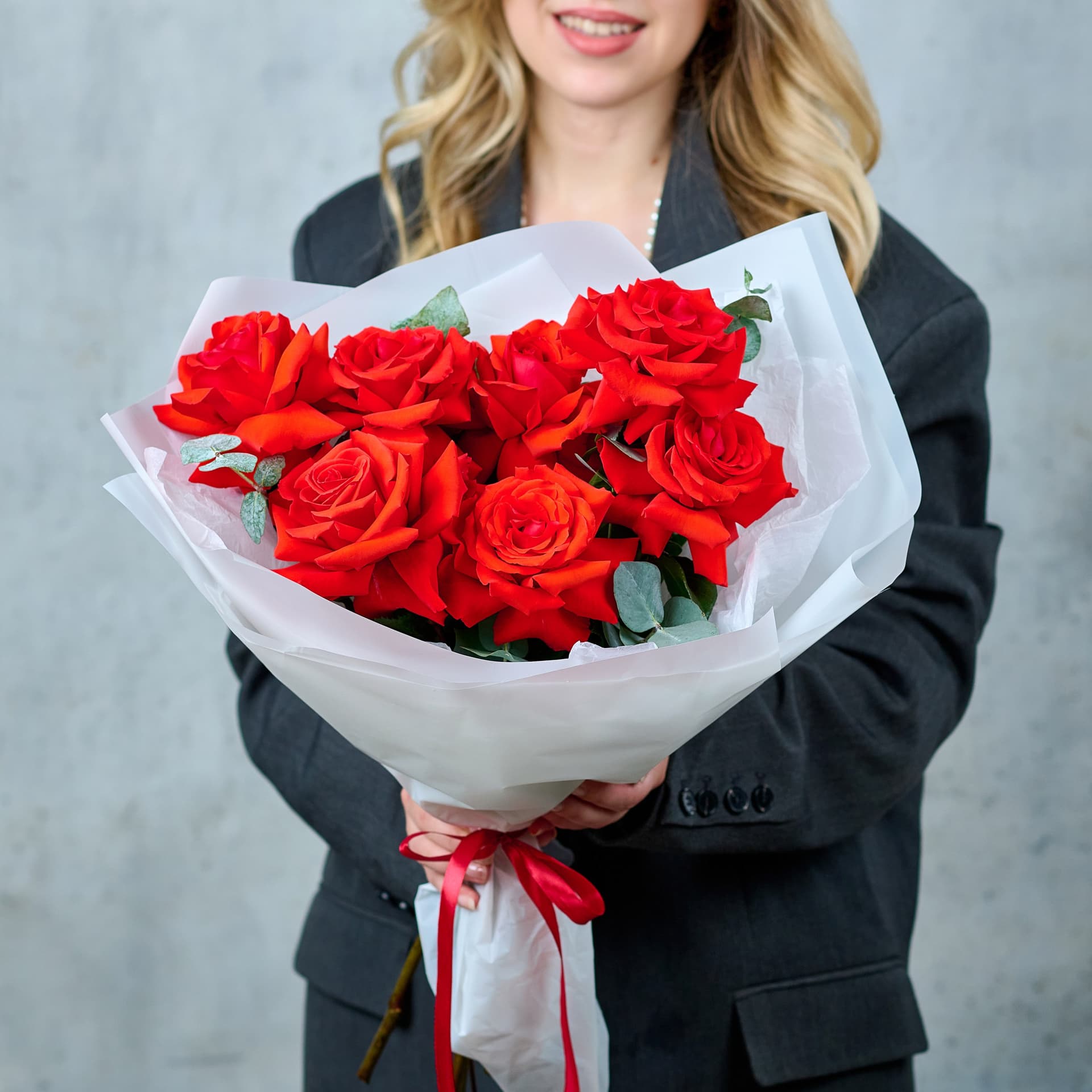 7 французских роз (цвет на выбор) — фото 2 — купить в Тбилиси — фото 2