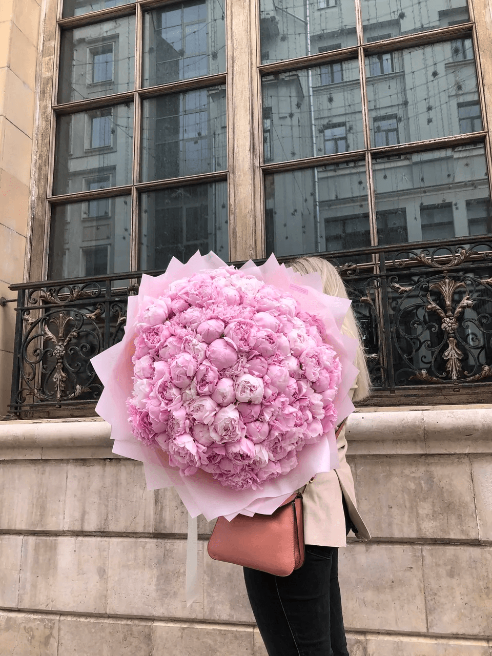 Букет из 101 пиона — купить в Тбилиси — фото 3