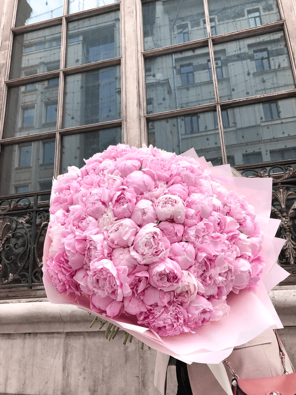 Букет из 101 пиона — купить в Тбилиси — фото 5