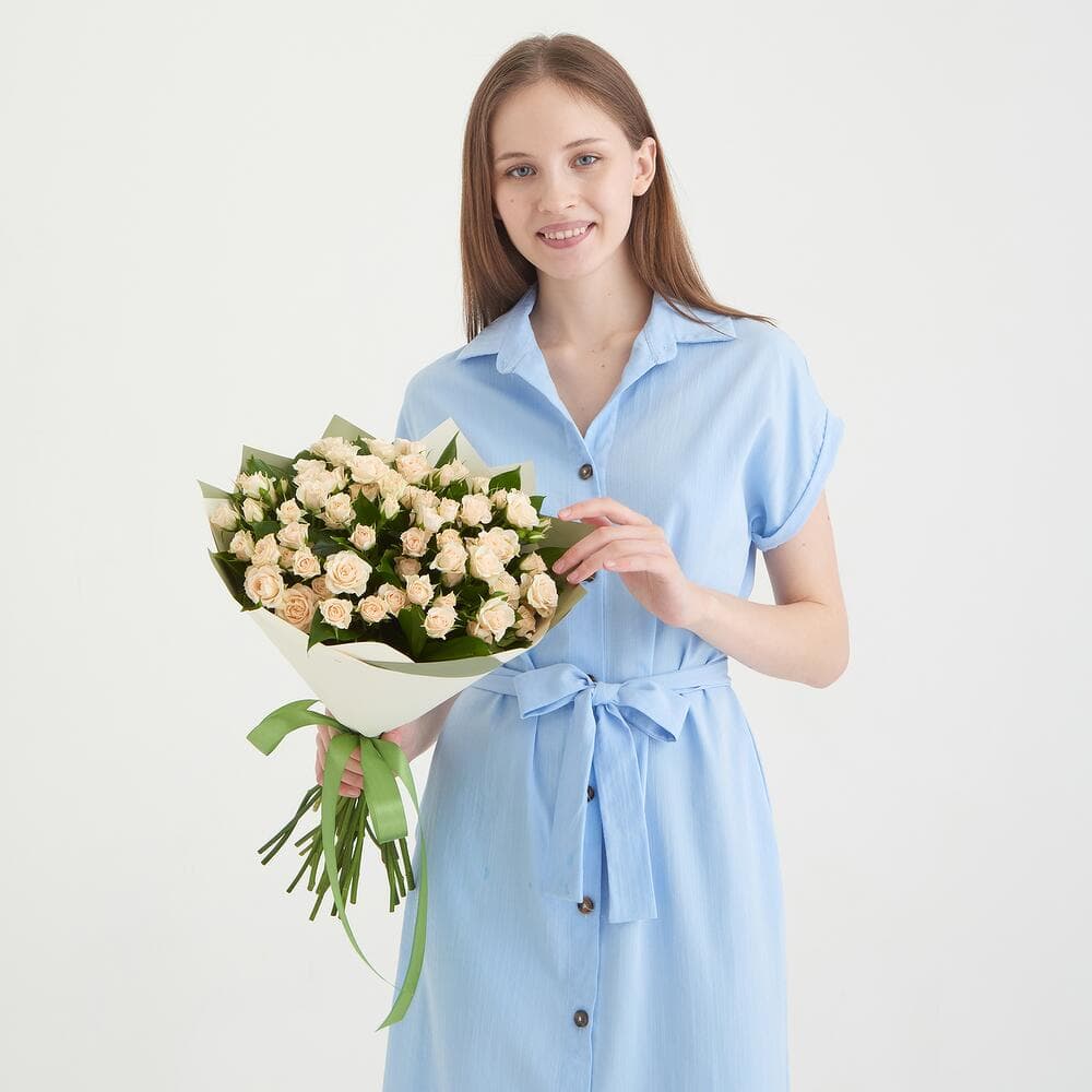 Букет из 11 кремовых кустовых роз — фото 5 — купить в Тбилиси — фото 5