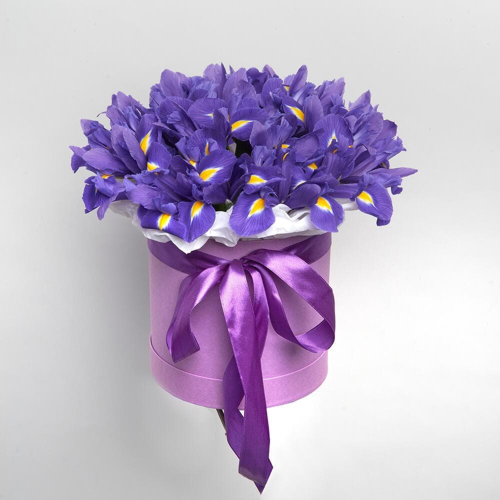 Шляпная коробка с ирисами — фото 3 — купить в Тбилиси — фото 3